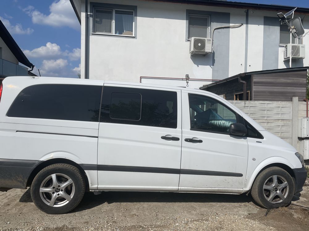 Mercedes Vito Facelift 2.2 cdi EURO 5 2011, 9 locuri, cutie automata