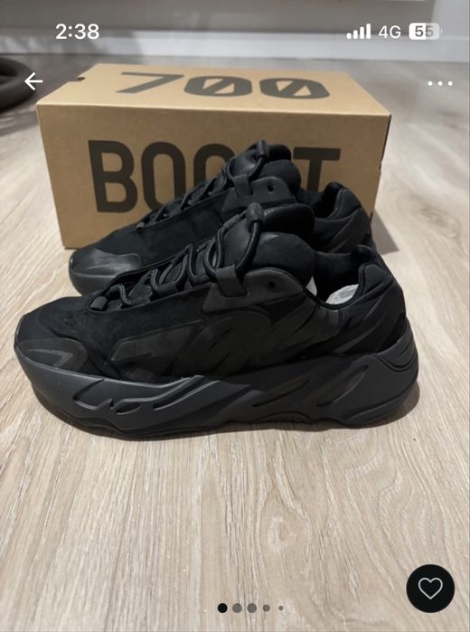 Yeezy x Adidas 700 MNVN