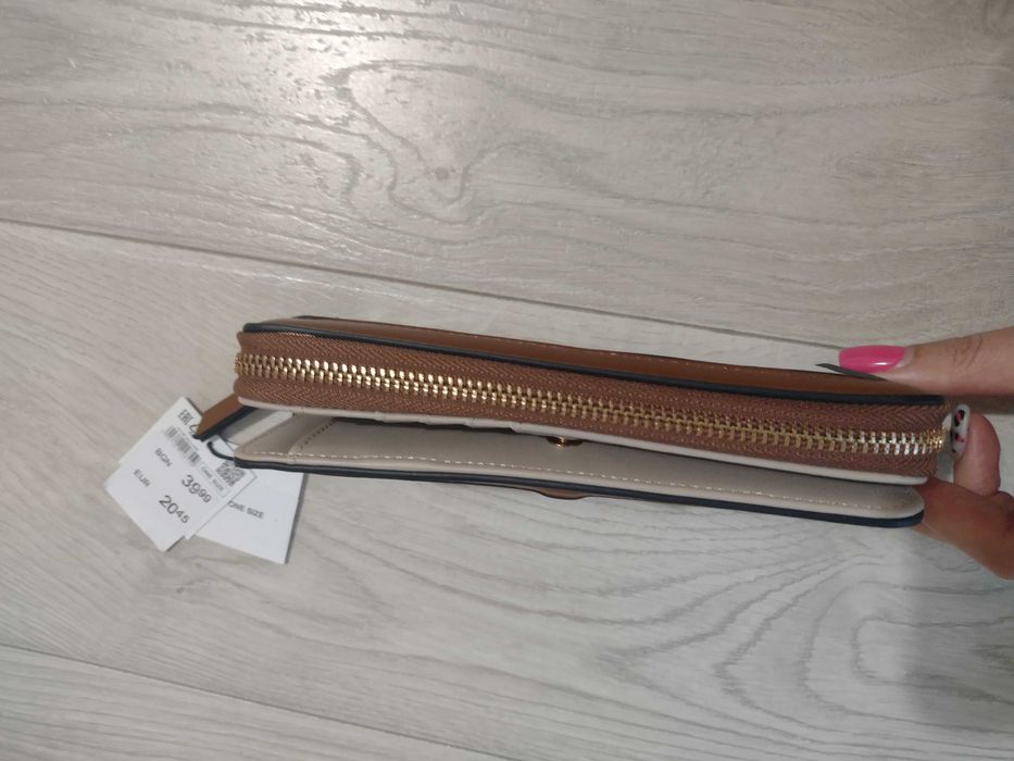 Дамско кожено портмоне