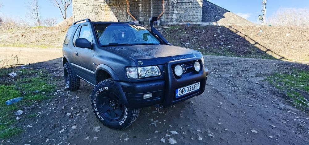 Opel Frontera B Sport 2.2D