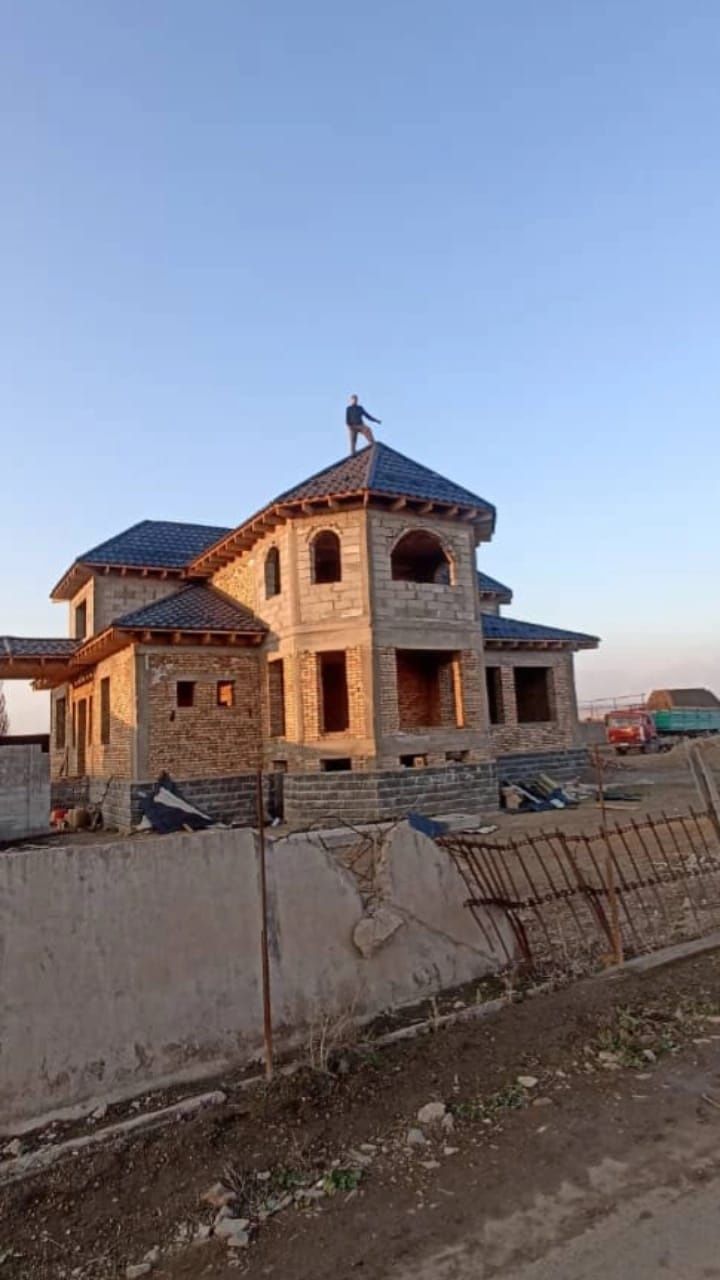 Крыша жабамыз  металлочерепица профнастиль,  азбес.