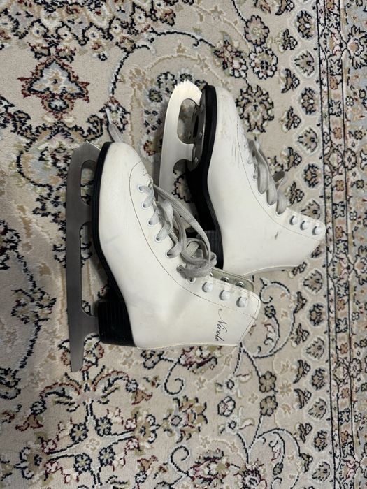 Продам коньки Nordway Nicole