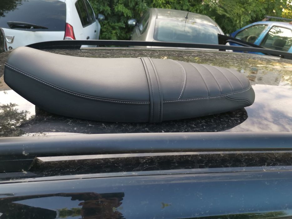 Șa originală Triumph – stare nouă