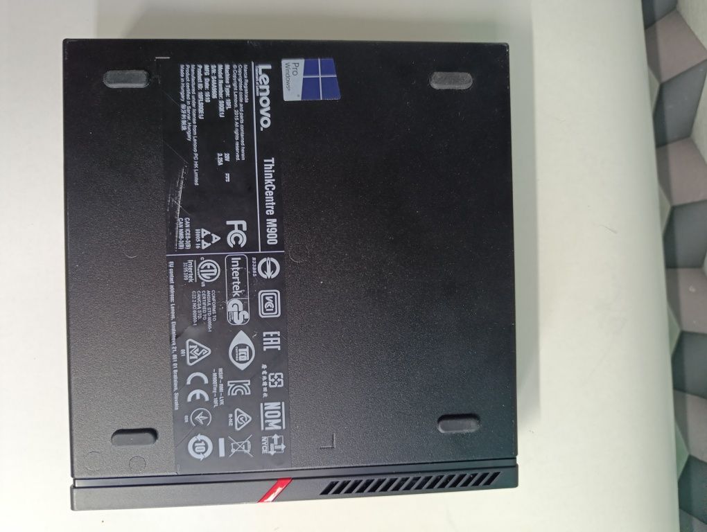 Mini unitate Lenovo M900 procesor i5 6500