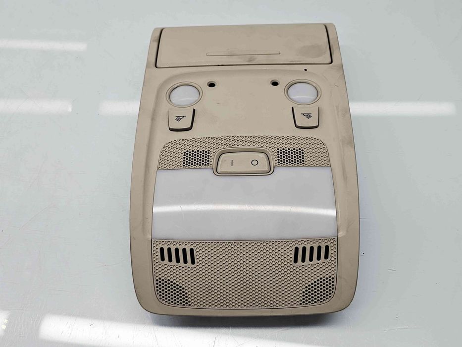 Plafoniera fata Audi A4 (8K2, B8) [Fabr 2008-2015] 8K0947135A