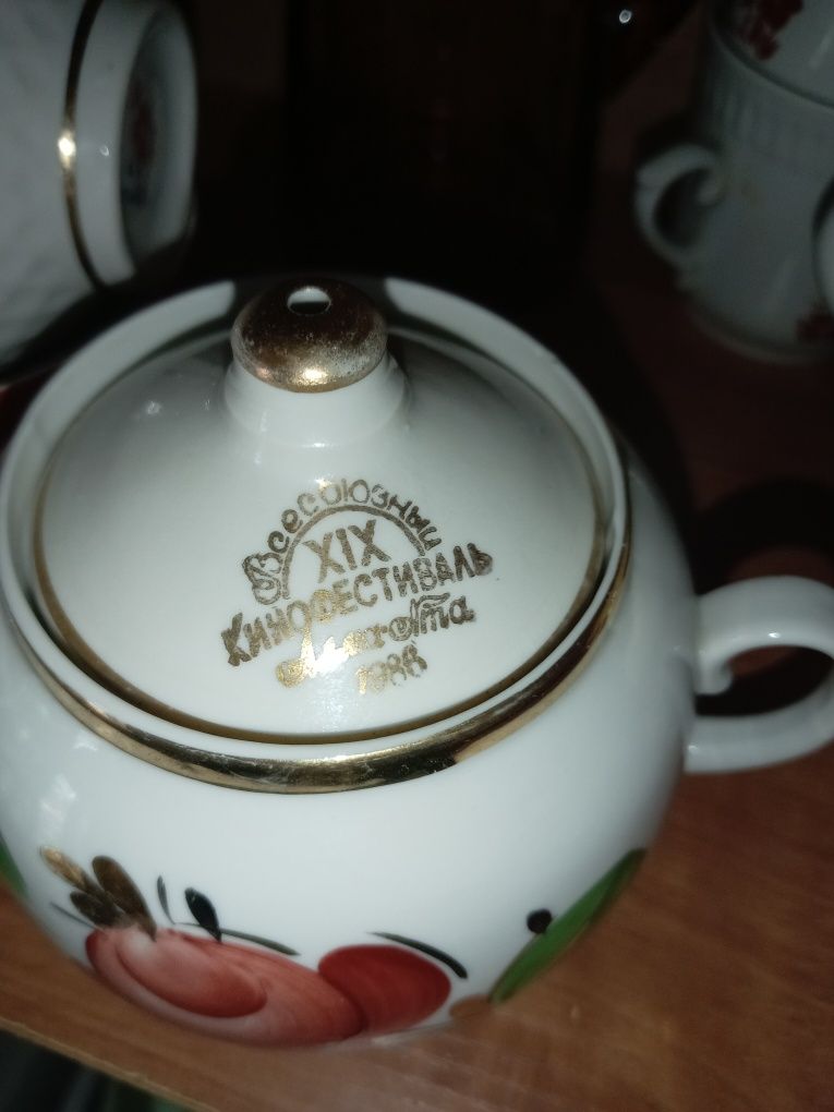 Продам чайный сервиз СССР