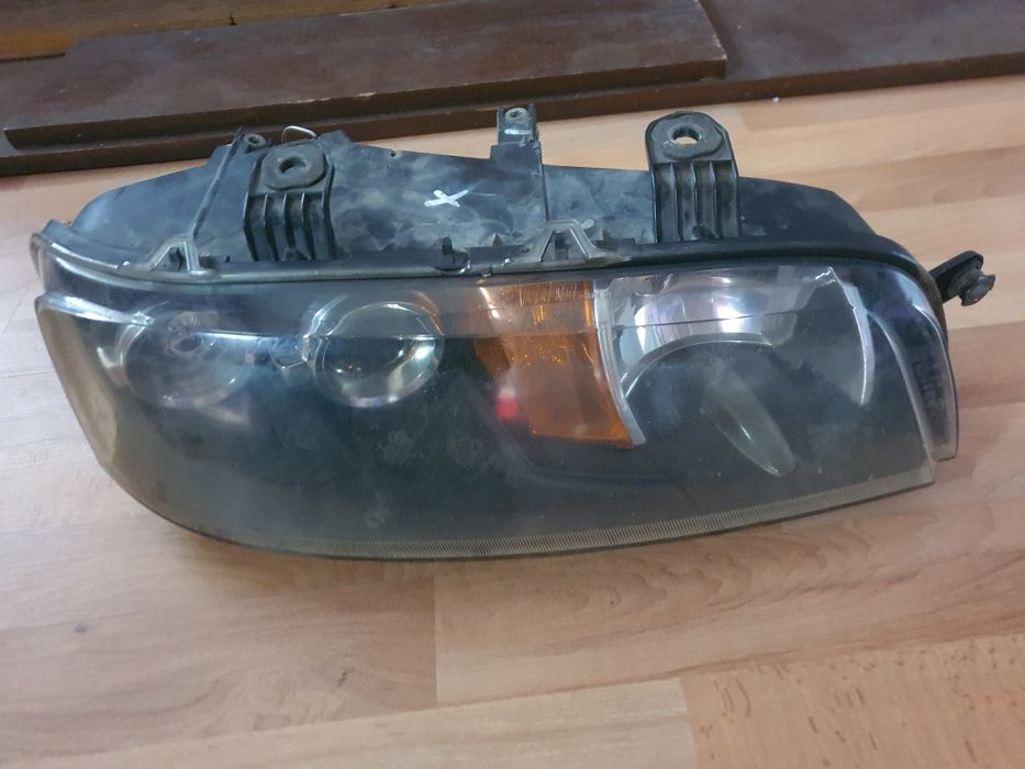 Фарове за фиат пунто