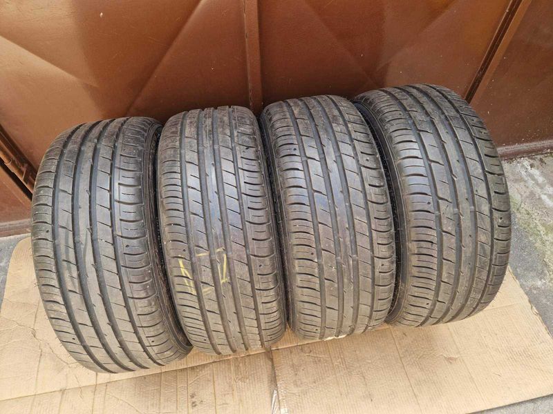 4 Falken R17 225/45
летни гуми Runflat 
DOT1416