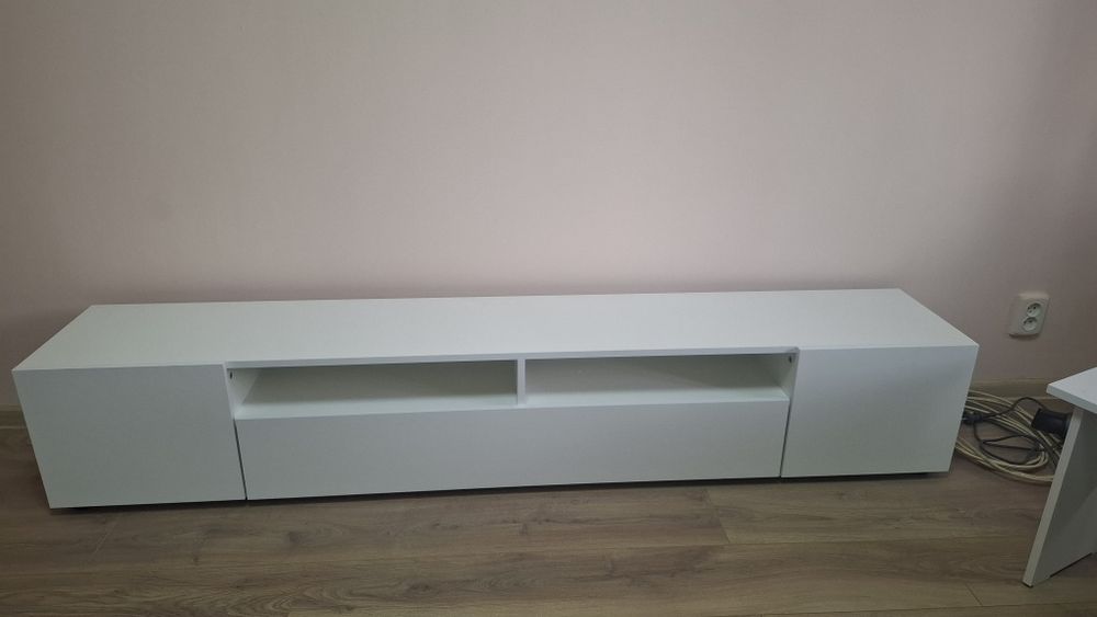 Белая ТВ-тумба напольная, 200см