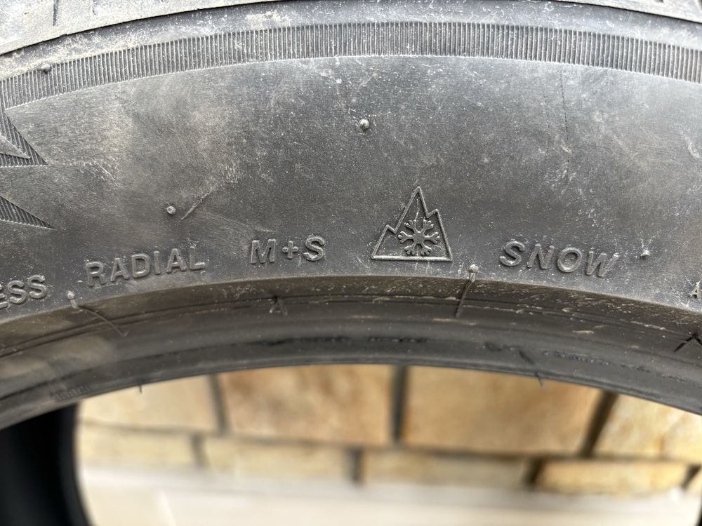 BRIDGESTONE- комплект 4 бр. всесезонни гуми за ДЖИП