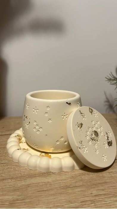 Decoratiuni din ceramica