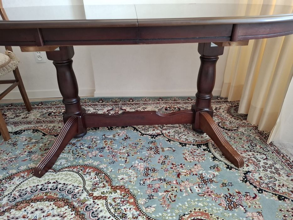 Продадим стол со стульями!