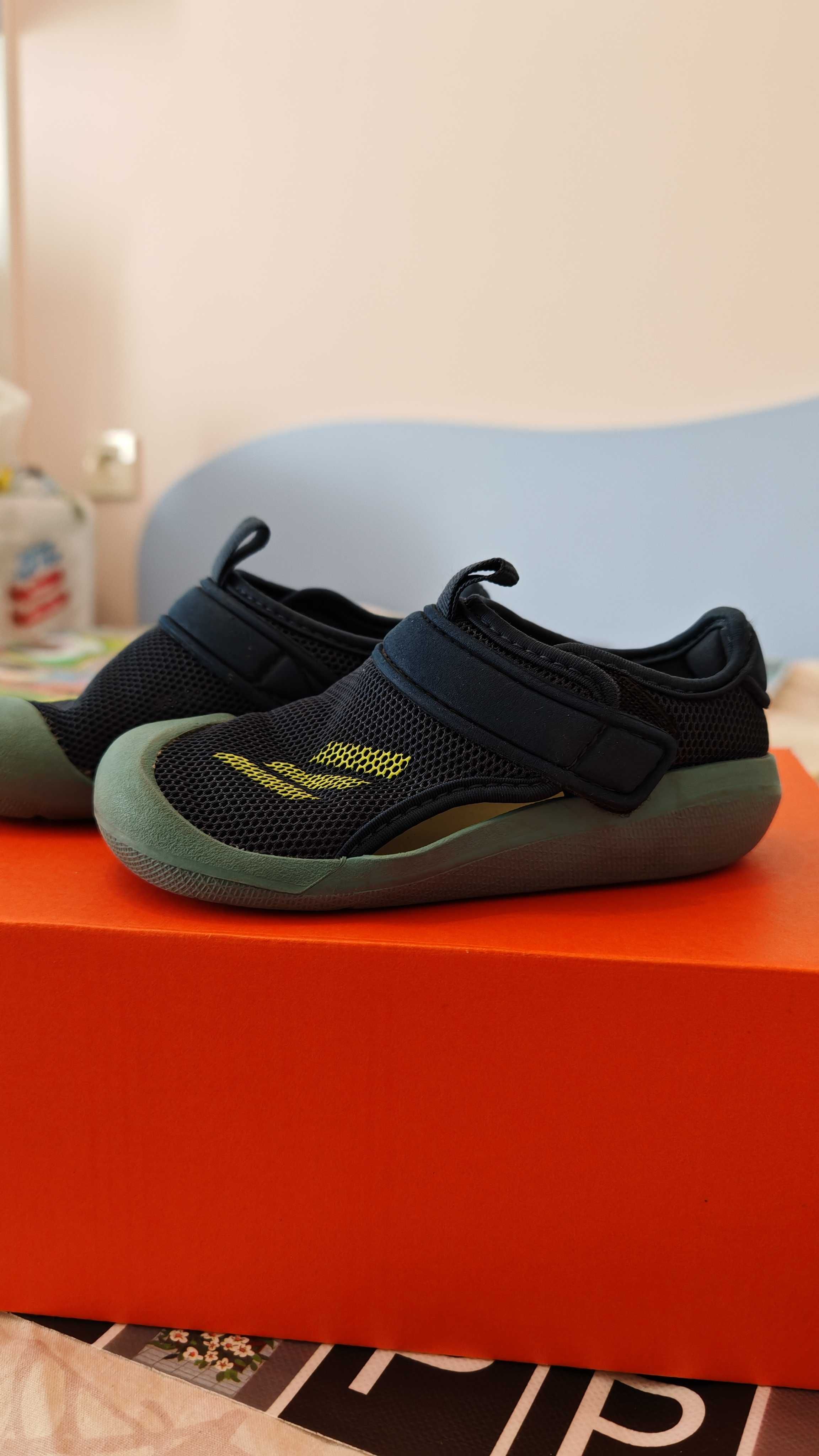 Детски сандали Adidas