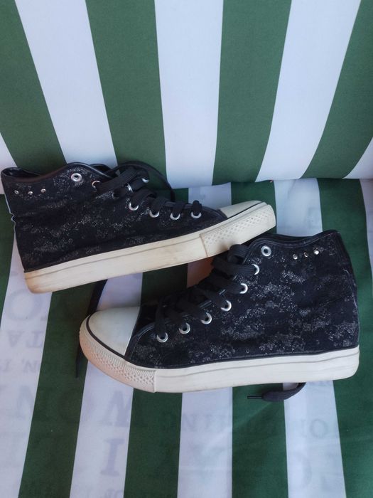 Маратонки използвани, но запазени