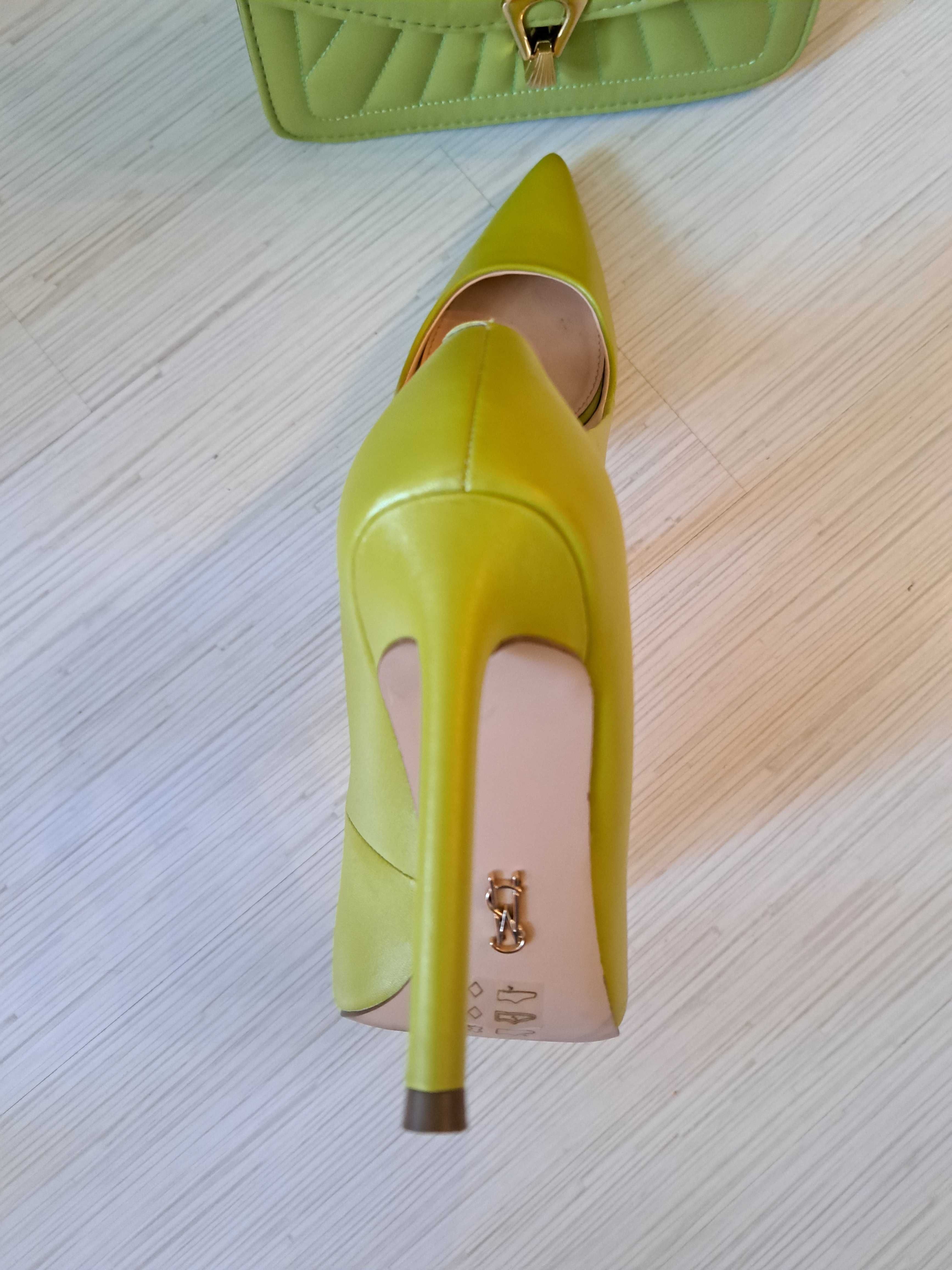 Steve Madden 36 цвят лайм