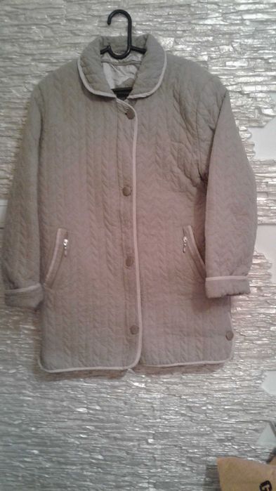 Продам курточку стёжка