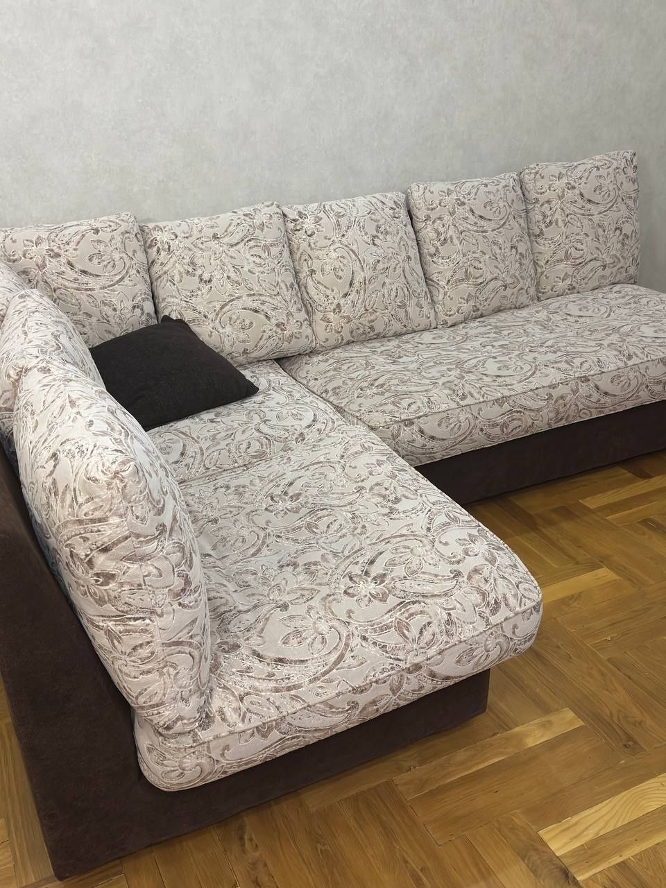 продам диван дёшево