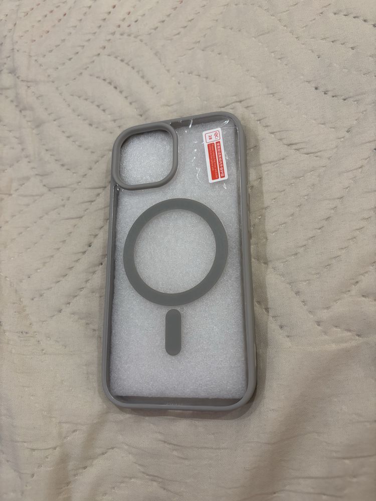 Калъфи за iPhone 15