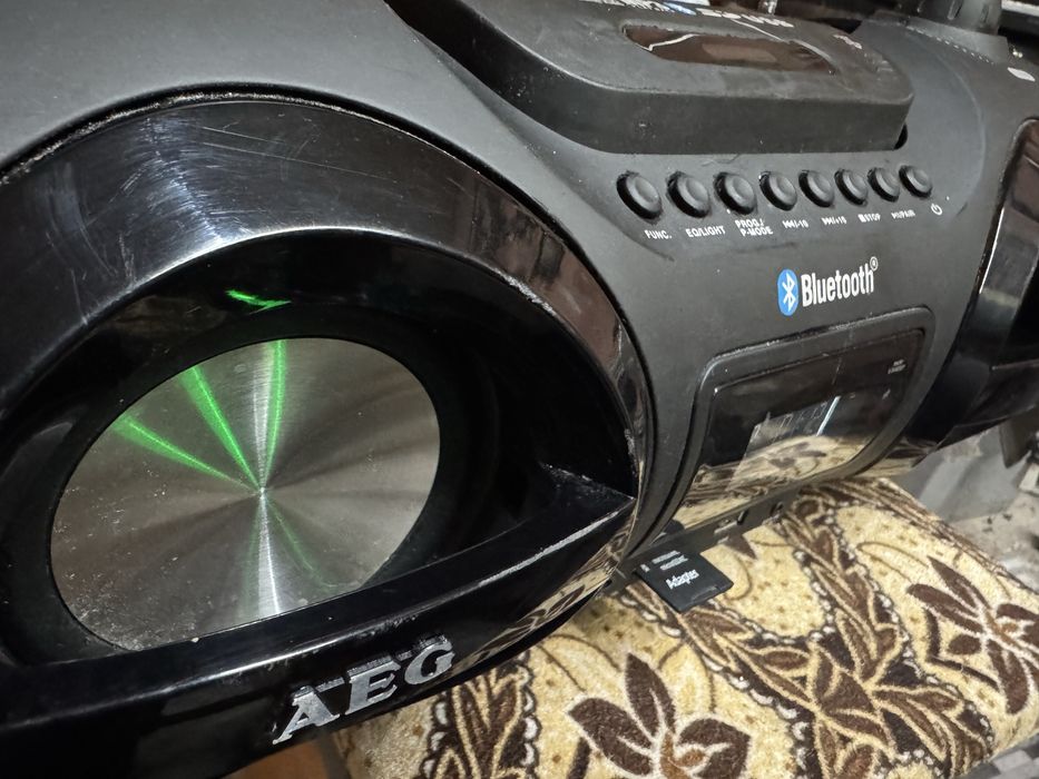 Boombox bluetooth AEG