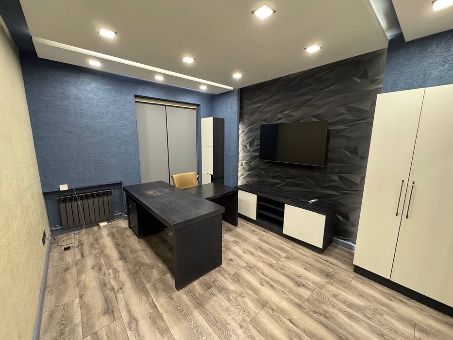 Аренда коммерческого помещения 200 м² Первая линия Хумо Арена мебелью