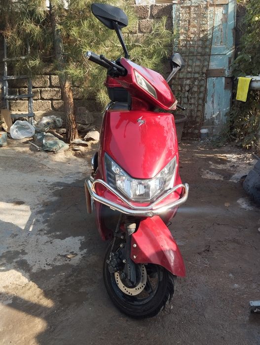 Продается электро скутер без аккумуляторов