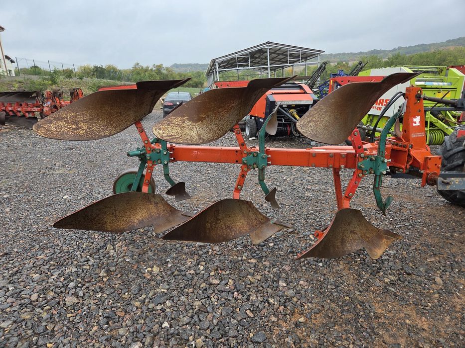 Plug Reversibil Kverneland VD 100 3 brazde