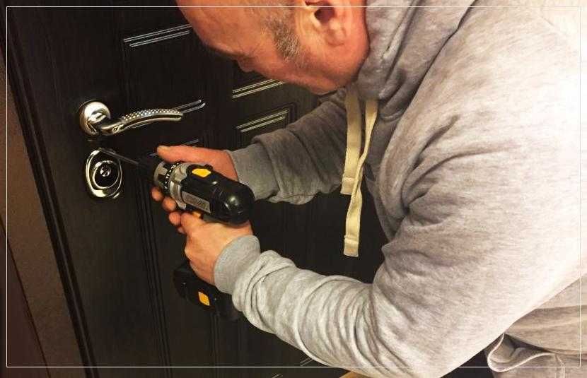 Вскрытие дверей \ Открыть замок \ Установка и замена замка