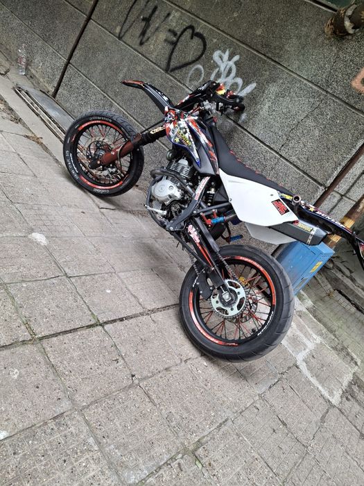 Beta rr 125 със 150 кит 2009 година А1 кат  регистрация всичко платено