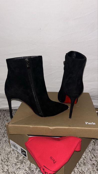 Cizme christian louboutin pe stoc 38