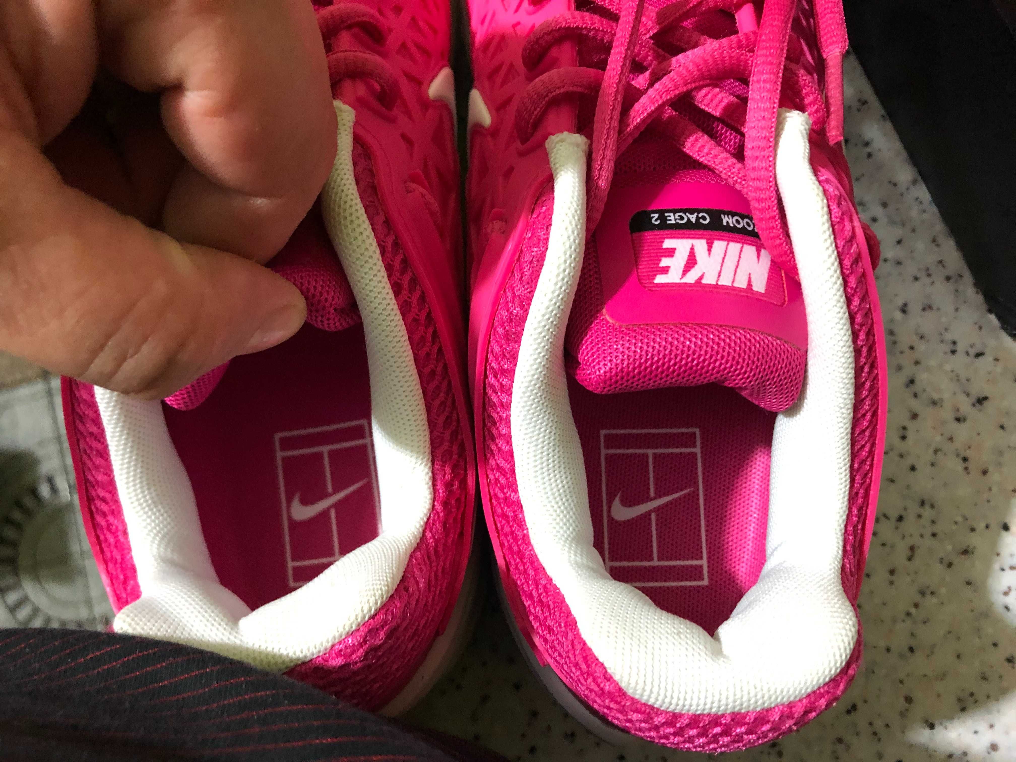 ОРИГИНАЛНИ *** Nike Zoom Cage 2 / Vivid Pink / white black