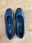 Pantofi piele (marca Easy street) pt fete