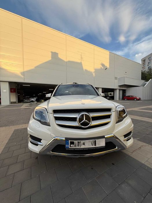 Mercedes-Benz GLK 220 CDI Pachet AMG Distronic+ Keyless go Webasto