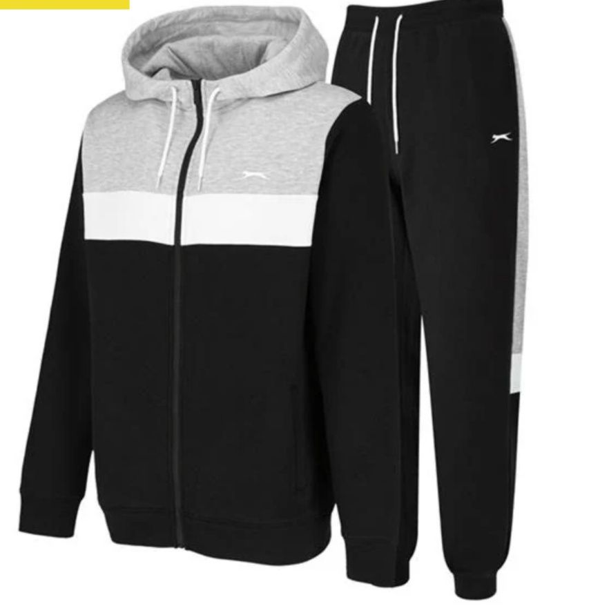 Оригинален, ватиран екип на Slazenger! S, M, L