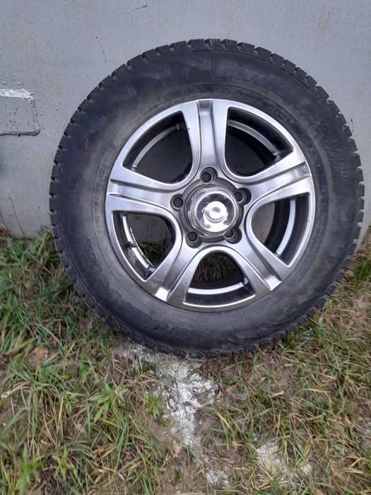 Шины зимние шипы