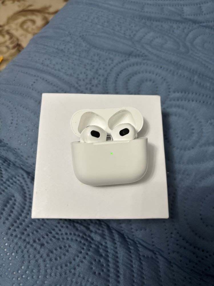 Срочно air pods 3 lightning