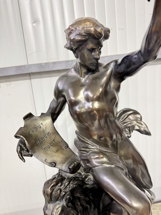 Statueta din antimoniu pe soclu de marmura, semnata