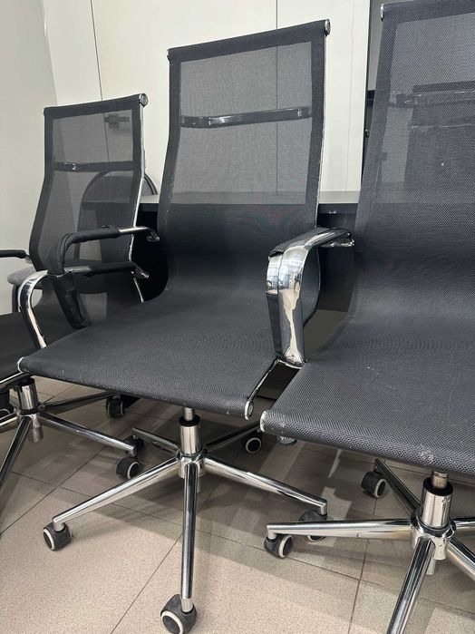 Продаю б/у кресла 5000 тг шт