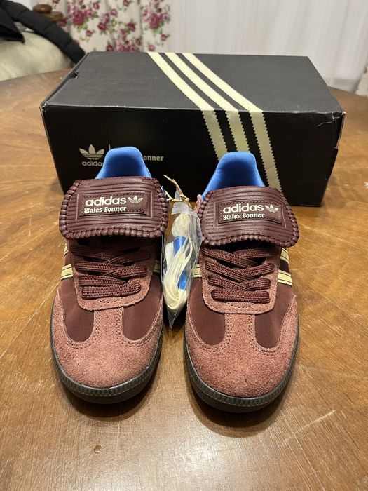 Papuci Adidas Wales Bonner