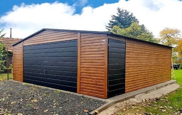 Vând garaje auto pe structură metalică