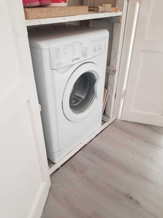 Dau in chirie apartament Oradea Nufarul 2 camere semidecomandat etaj3