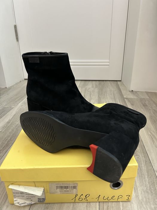 Продам осеннние полусапожки 39 размер