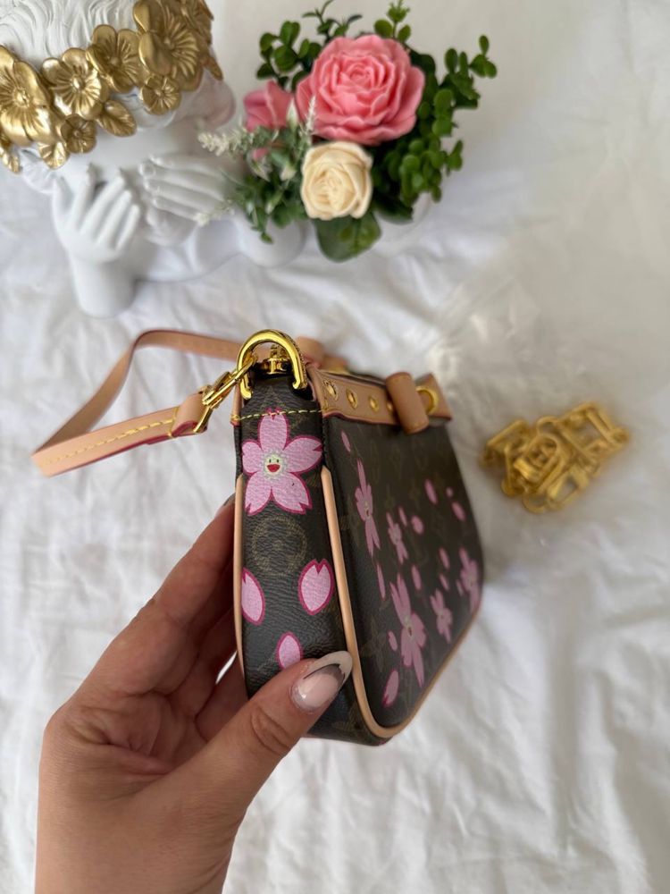 чанта LV Louis Vuitton x Murakami