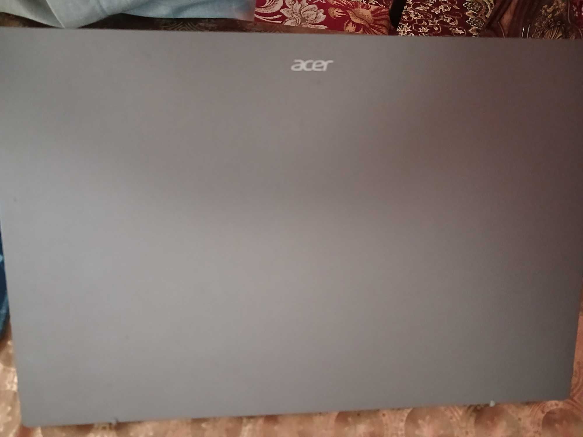 Noutbuk ACER Extansa 215-23 sotiladi