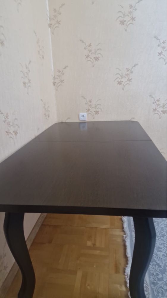 Стол в хорошем состояний 2,5*0,9м