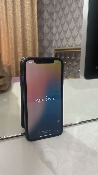 iPhone 11 почти новый