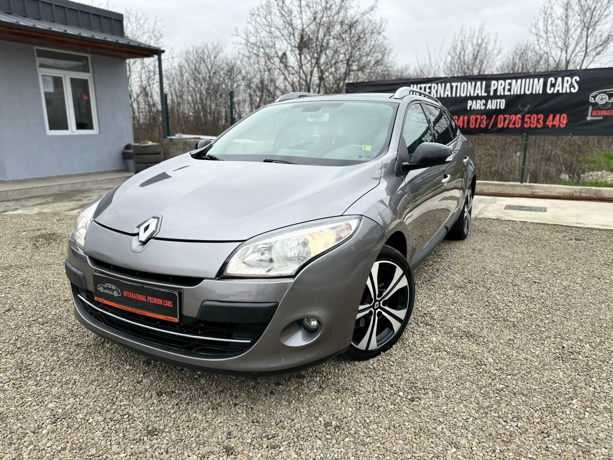 Renault Megane BOSE 1,5 DCI - rate fără avans