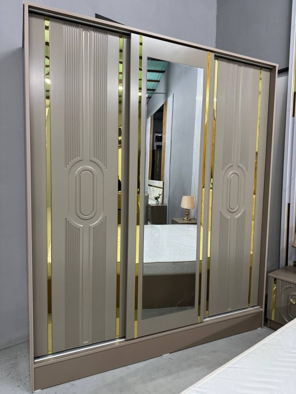 Spalniy-Kamplekt Mdf dan Baquvat Arzon Narxda Olin 590$ Artaped Matras