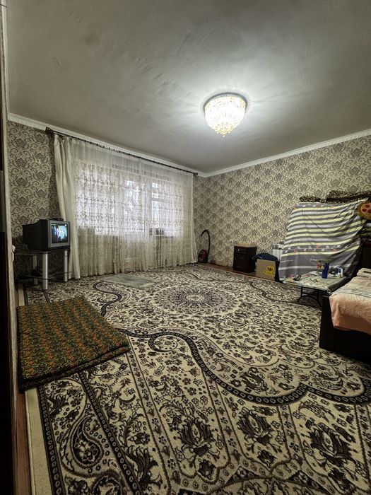 Прадается 1 ком 44 м2 с ремонтом