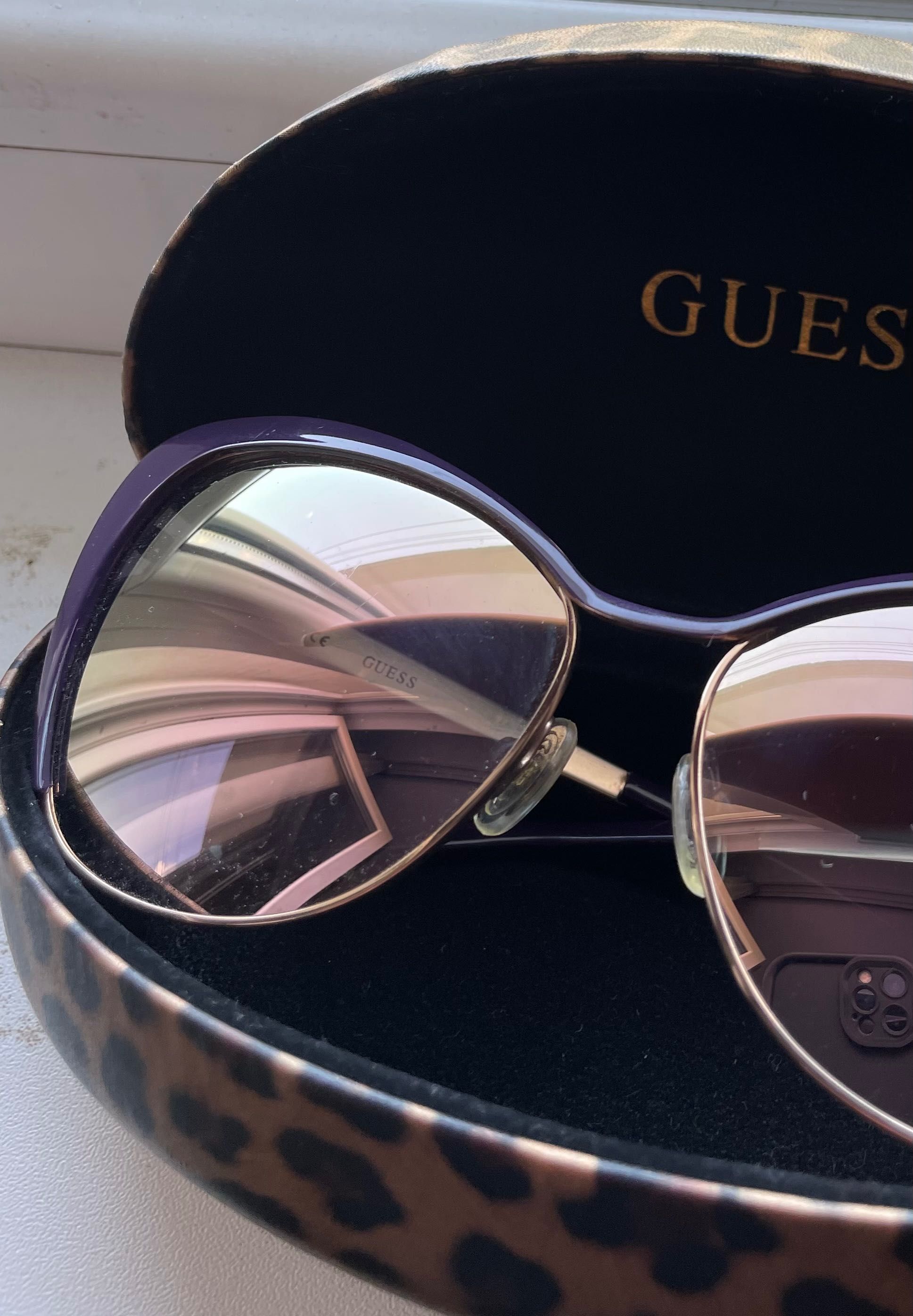 Guess - дамски слънчеви очила