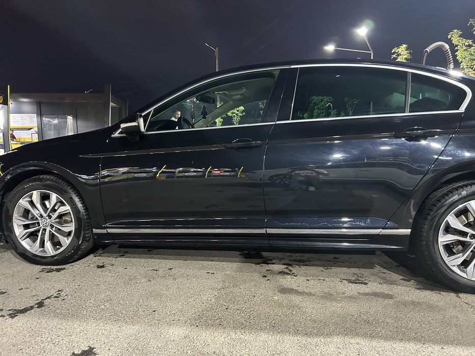 Vand Volkswagen Passat R LINE B8